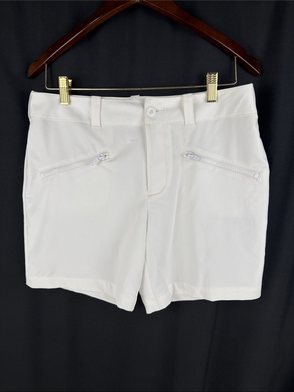Fila Classic White Women's Golf Shorts with Zip Pockets
